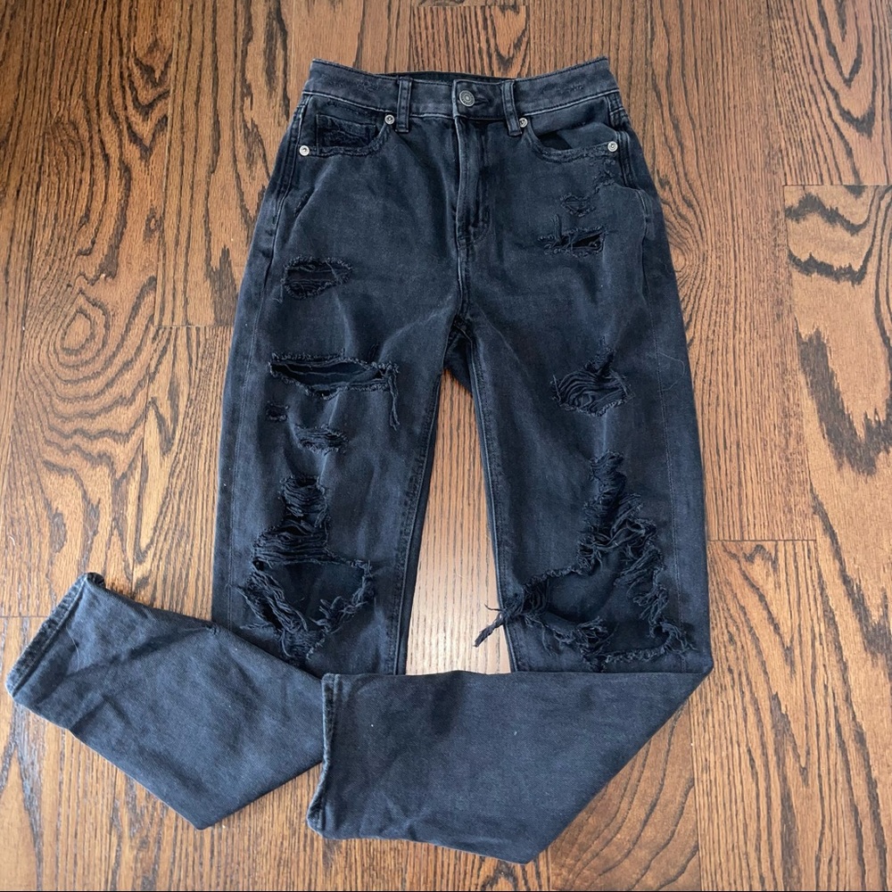 American Eagle Ripped Dark Grey Jeans (00 Short)